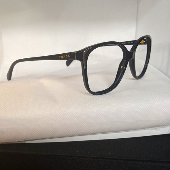 Prada sunglasses frame - Picture 1 of 5
